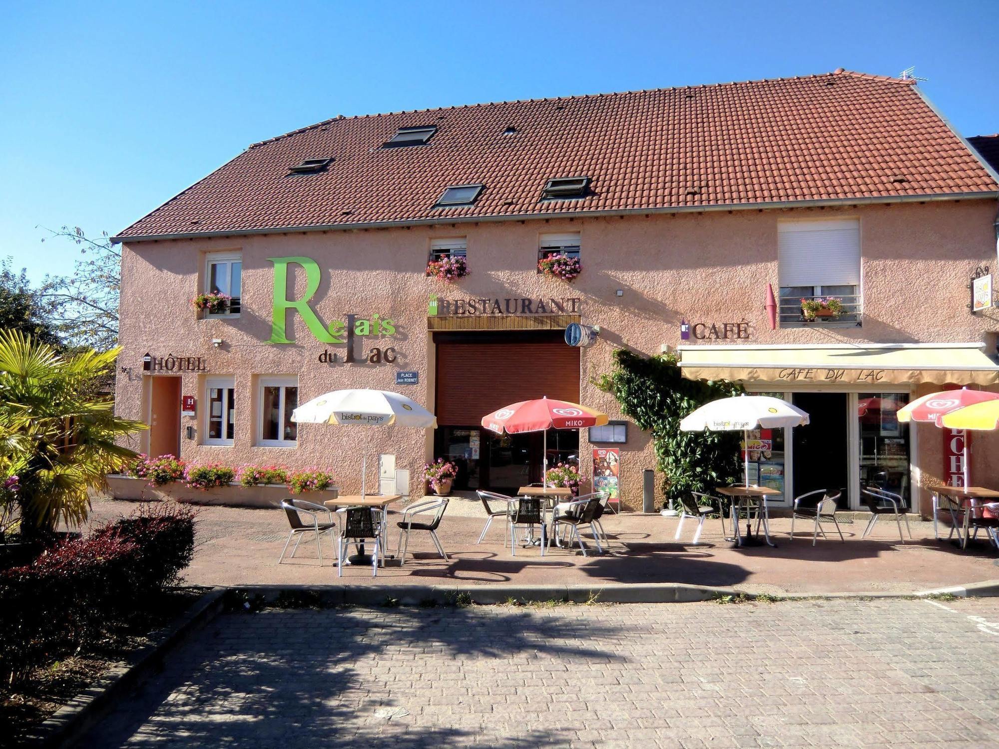 Relais Du Lac Villegusien-le-Lac エクステリア 写真