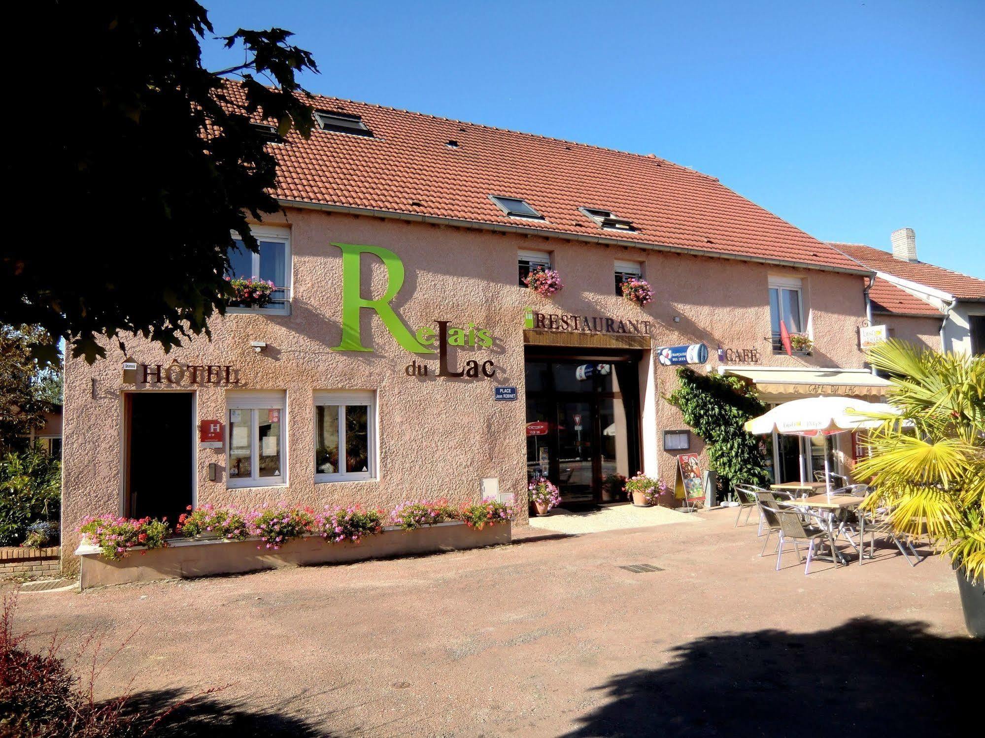 Relais Du Lac Villegusien-le-Lac エクステリア 写真